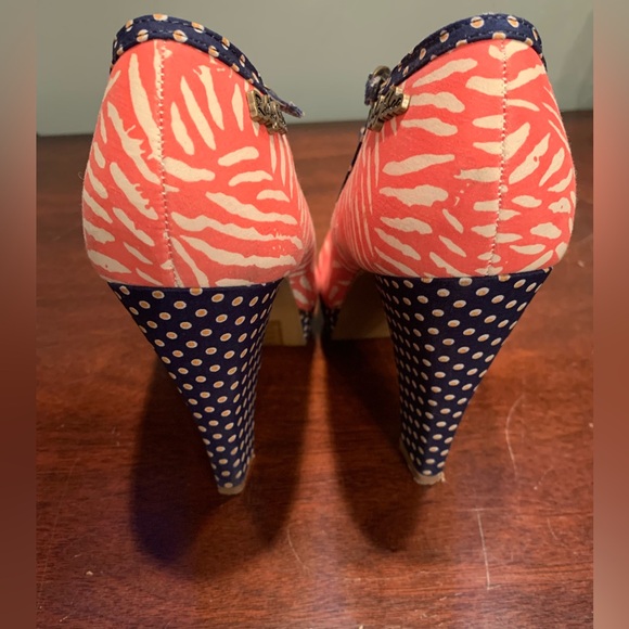 Ruby Shoo melon and navy heels - Picture 4 of 6